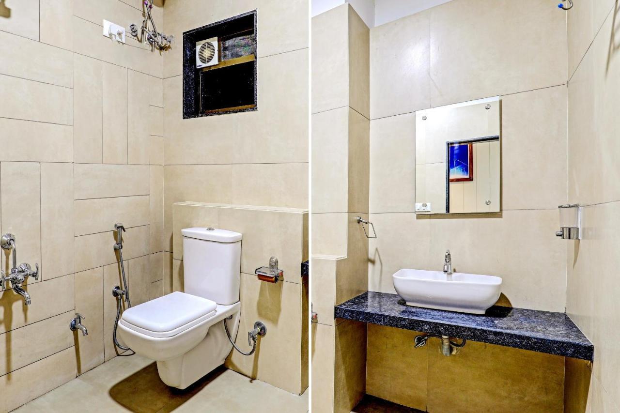 Oyo 70752 Viram House Otel Gorwa Dış mekan fotoğraf