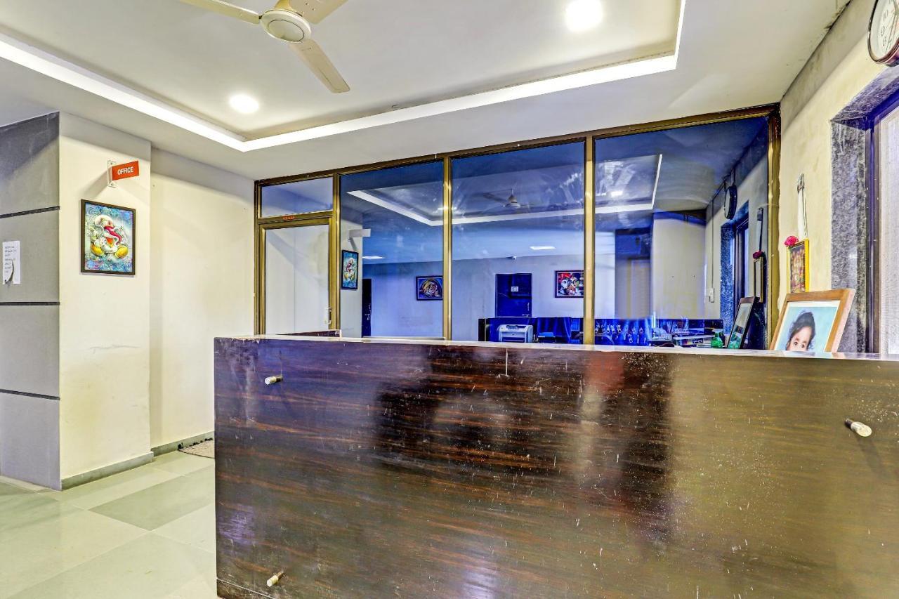 Oyo 70752 Viram House Otel Gorwa Dış mekan fotoğraf