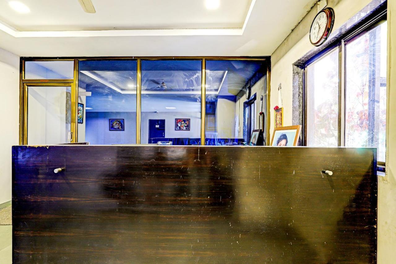 Oyo 70752 Viram House Otel Gorwa Dış mekan fotoğraf